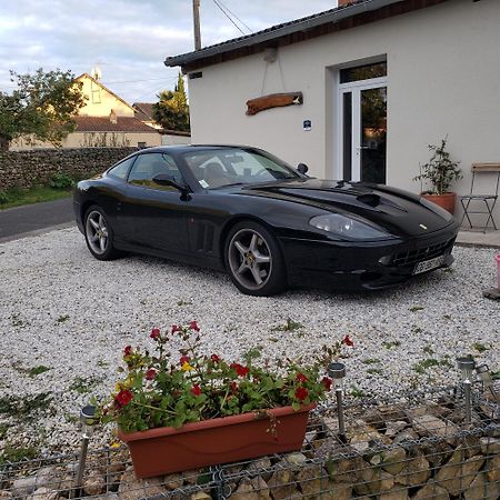 Chez Samb Villa Lussac les Chateaux Bagian luar foto